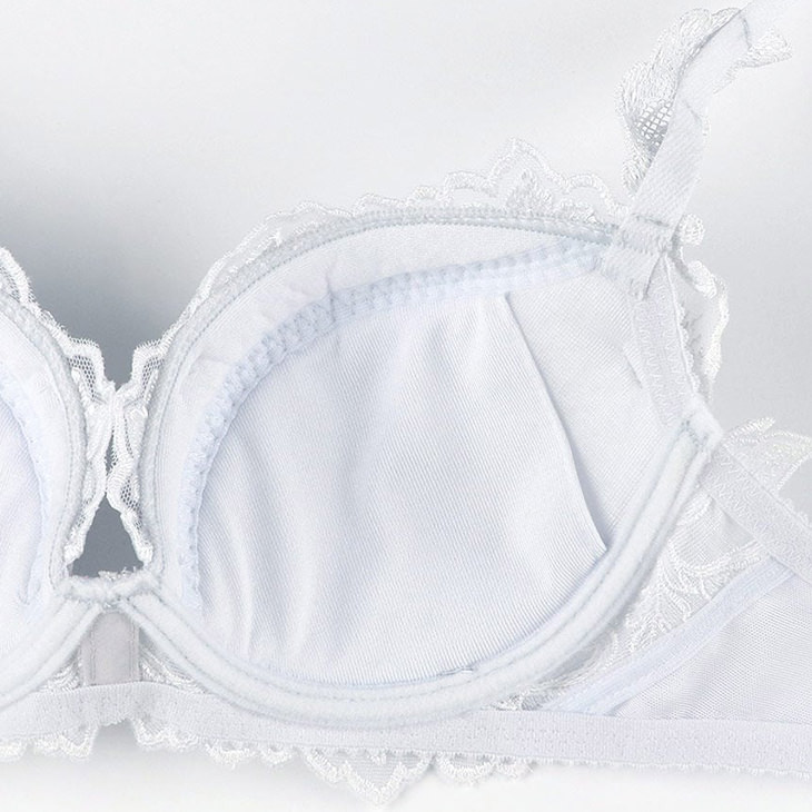 サルート Salute ブラジャー プッシュアップブラ 3/4 BCカップブラ 下着 ランジェリー ワコール Wacoal 花柄 古代ギリシャ セクシー 32グループ 32G btj432